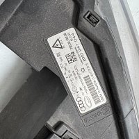 Pravý světlomet Audi A1 Sportback 8XA 8X0 - 9