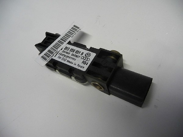 8E0 959 651B  A4 8E B6 B7 Airbagsensor Crashsensor Sensor 