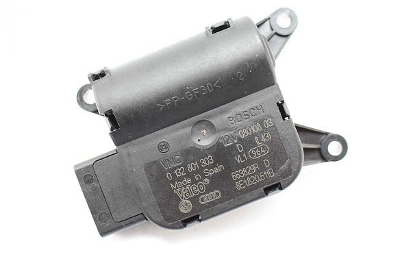 8E1 820 511B Audi A4 8E B6  Servomotor motorek nastavení klapky topení / klimatizace  AC