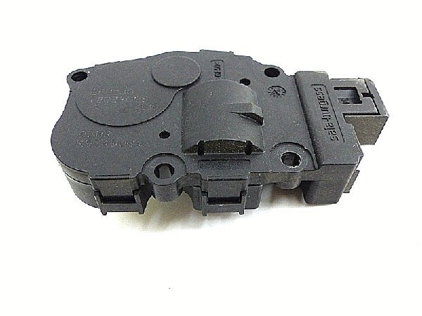 K9749004 Audi A4 8K B8 A5 Servomotor motorek nastavení klapky topení / klimatizace   AC