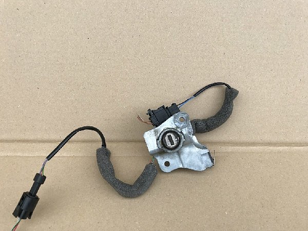 7M0 827 297  VW Sharan Alhambra 7M Galaxy 2001 - 2010  