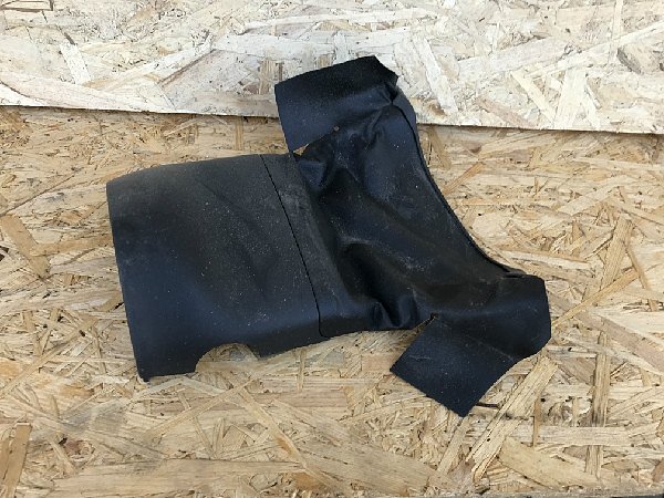 8P0 953 515   Audi A3 8P 2003 -  Plast na volantovou tyč  zakrytí páček pod volantem - Sloupek řízení  - Surround Black