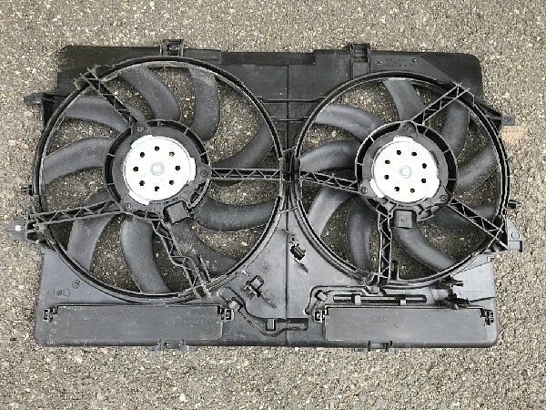 8K0 121 003 AG Ventilátor a motor chladiče Audi A4 A5 8K0  sahara větráky 