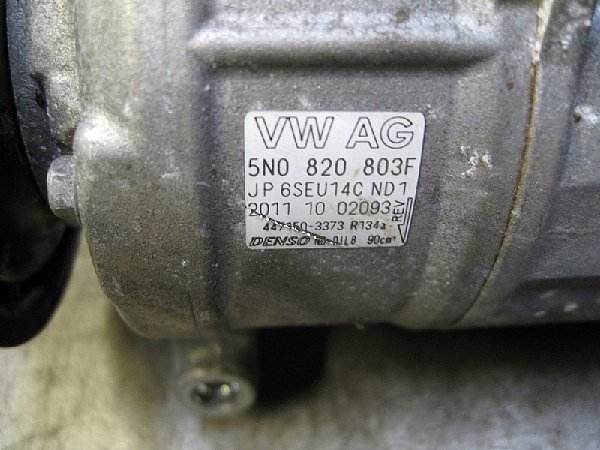 Kompresor klimatizace 5N0 820 803F  DENSO  klimakompresor 