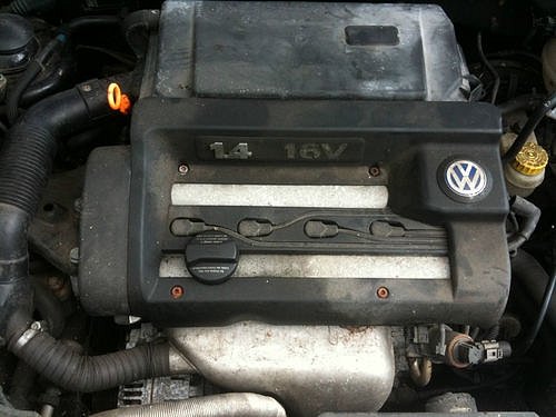 VW 1,4 16V Motor APE