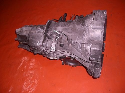 AUDI A4 1,9 L TDI * 116PS * převodovka DUK