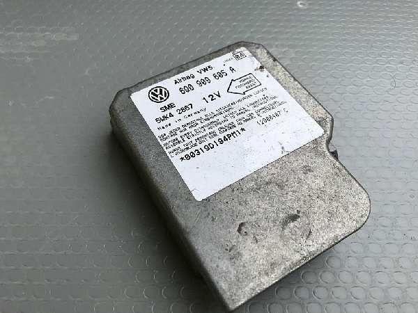 VW Audi Škoda Řídící jednotka airbagu  Airbagová jednotka