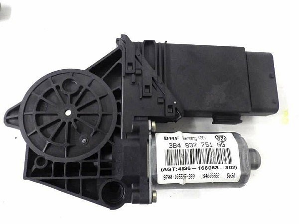  3B4 837 751NG    Motor stahování okna řidiče      VW Passat 00-05 B5.5 Elektricky ovládaný okenní motor, vpředu Řid