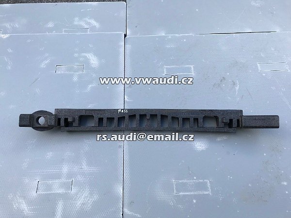 3G0 807 251 VW Passat B8   Absorber nárazu . polistyren výstuha předního nárazníku 