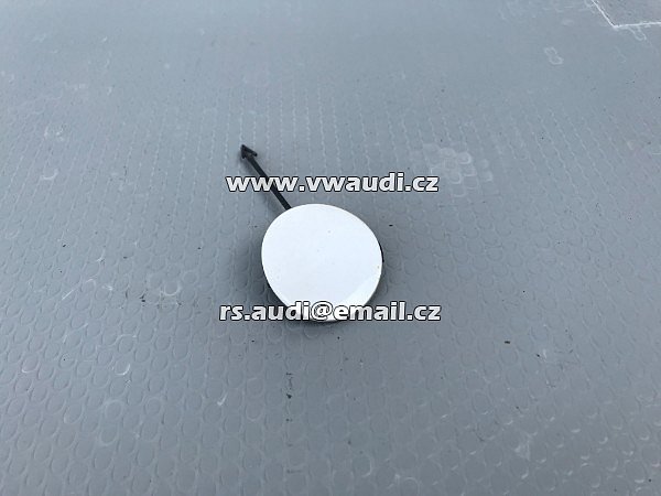  8T0 807 441 A AUDI A5 8T  kryt pro tažné oko Zadní nárazník 