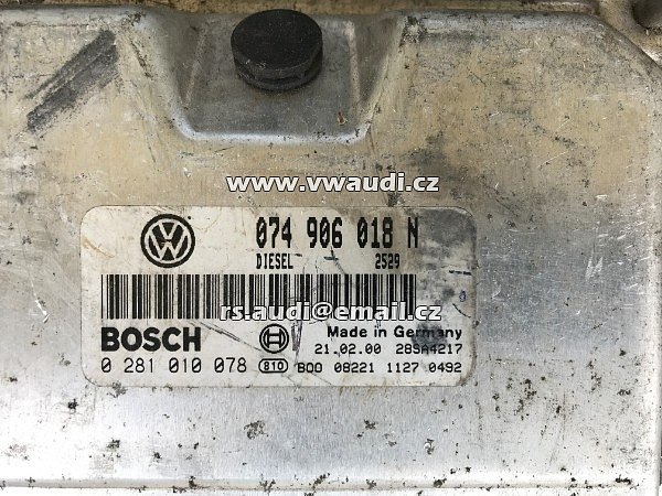 074 906 018 N Řídící jednotka motoru VW T4 2,5 tdi AHY 111kW