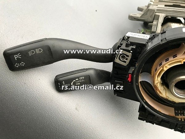 8P0 953 513B  Audi A3 Sportback (2004 - 2012)  páčka pod volant  pro tempomat  NOVÝ DÍL - originál