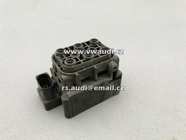 4F0 616 013  Audi A6/S6/Avant C6 4F 2006 - 2010  rozdělovač vzduchového podvozku  