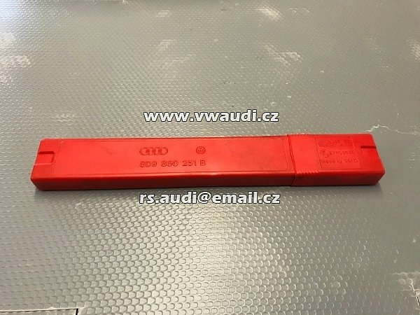 8D9 860 251B Originální výstražný trojúhelník VW Audi Seat Skoda 8D9860251B