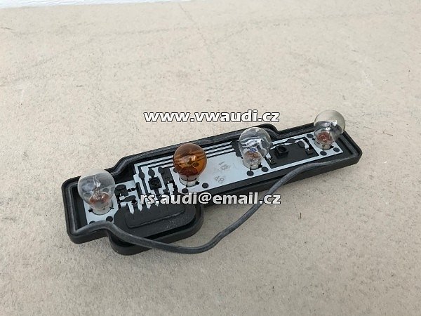 2K0 945 257A Nosič držák patice žárovek zadní lampa světlo levé pravé Caddy 2K 