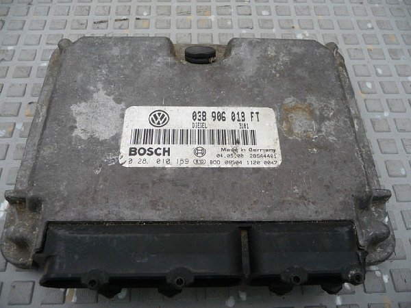 Řídící jednotka motoru  038 906 018FT
