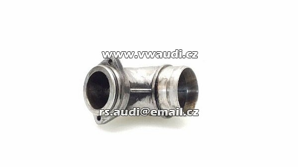 7H0 129 654C Příruba koleno sání k turbu turbodmychadlo VW T5 2,5 TDI 7HO129654C