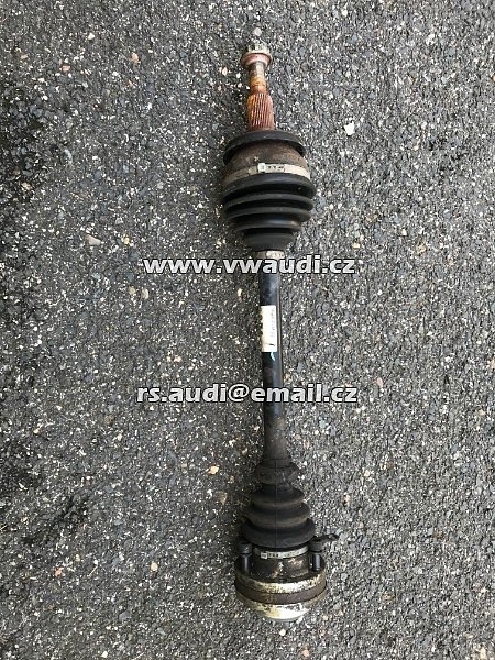  7H0 407 271 AK  Transporter T5  2,5 TDI 7H0   poloosa levá hřídel kloubový ( kardanka )      Kloubový hřídel hnací hřídele levý přední přední 