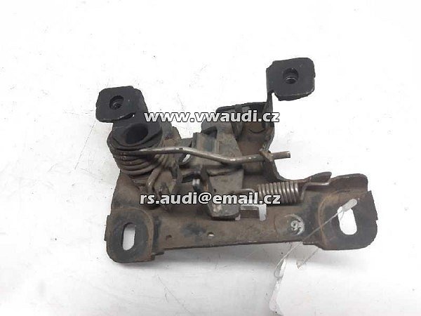 8D0 823 509 L Zámek kapoty Audi A4 B5 8D, kapota 8DO 823 509 L Zámek 