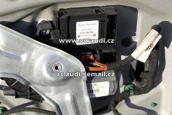 1K0959793C Touran Caddy 2k, motor elektrického ovládání oken přední levý 1T0959701 1K0959793C