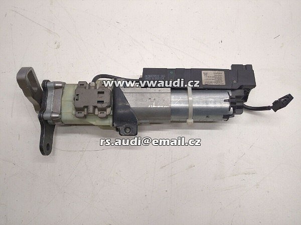 8K9 827 851C Mechanismus elektomotor zdvihu zadních dveří víka kufru  el.motor  zavazadlového prostoru Audi A4 8K 2008 - 2015  8K9827851C