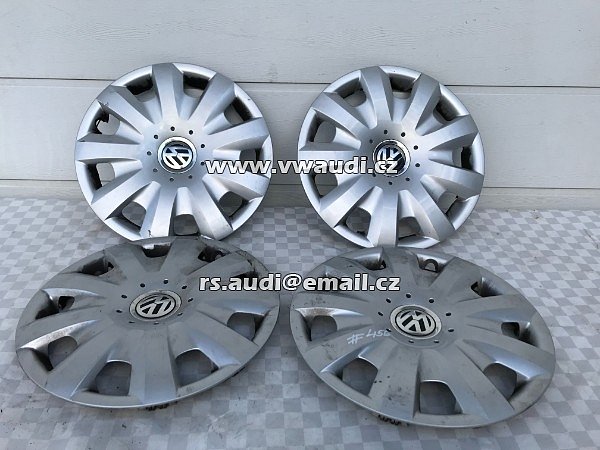 1T0 601 147 D originál VW Golf 5 6 Touran ozdobná poklice středová 15 palců 1T0 601 147 D  VW 