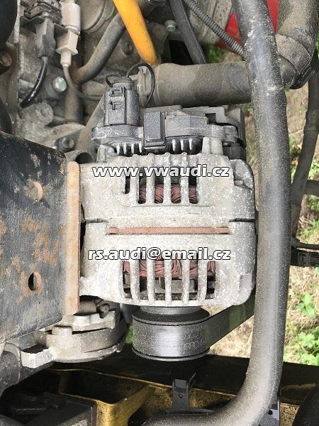 028 903 028C  028 903 028C BOSCH generátor pro VW Bora Kombi Bora New Beetle Golf IV Polo 0986041510 1,6 l AKL    