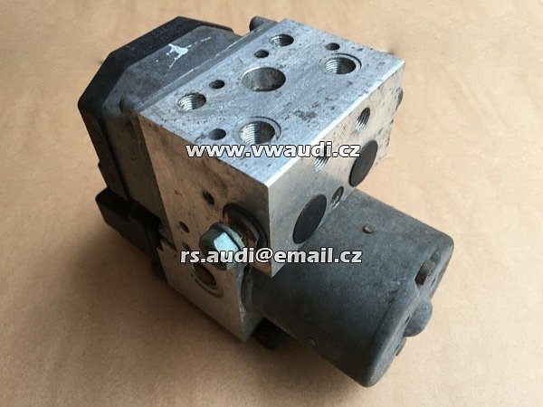 VW T4 Transporter  2,5 TDI  ABS   7D0 614 111 C, 7D0614111C 7D0614111C 0265220434 0273004211 