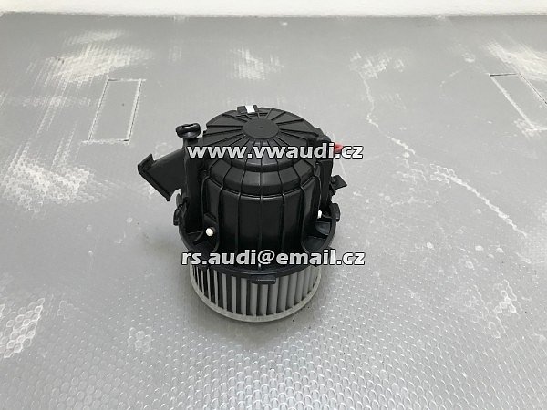  Audi A4 8K A5 8T motor ventilátoru topení motoru ventilátoru klimatizace 8K1820021Audi A4 8K A5 8T motor ventilátoru topení motoru ventilátoru klimatizace 8K1820021