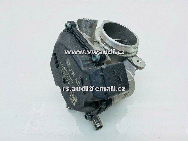 04L 128 063 P  Škrtící klapka Audi Seat Skoda VW 1.6 / 2.0 TDI 04L128063   AUDI A3 Sedan (8VS) 1,6 TDI  GOLF 7 VII CLH CLHA 2015 