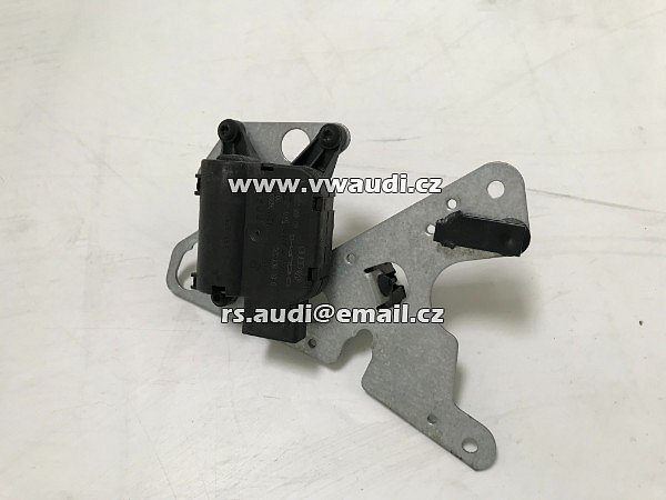 7H0 907 511 E T5  Servomotor motorek nastavení klapky topení klimatizace AC klimatronic větrání klapka topení motorek 