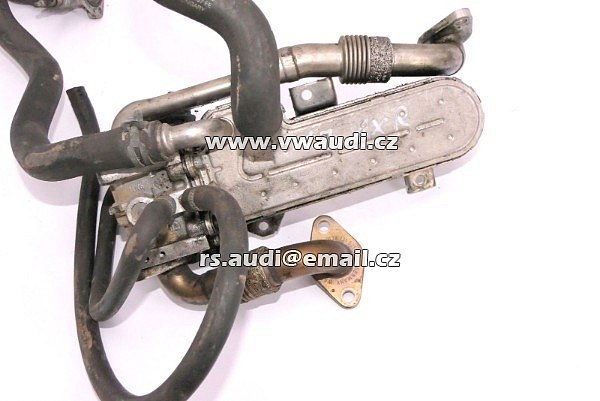 Chladič VW Golf 4 EGR 1.9 TDI 038131063C 038131513D AXR