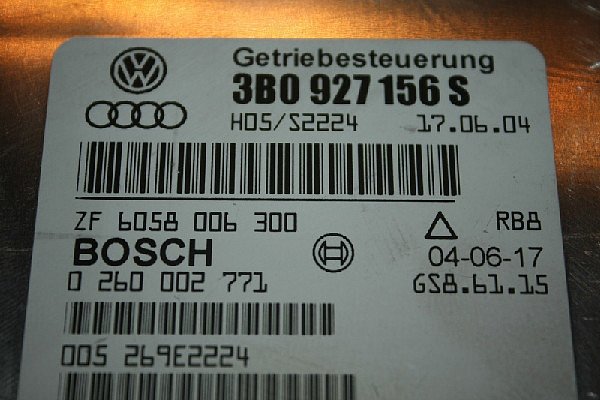3B0 927 156S Řídící jednotka ECU Automatické převodovky VW Passst 2001 - 2004 1,9 Tdi 130ps Automat triptronic   OEM čísla (originální čísla automobilky) : 3BO 927 156S  Bosch 0 260 002 757