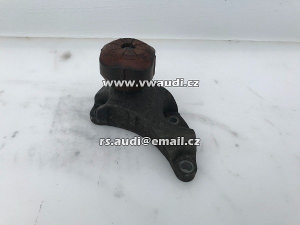  4F0 199 343 M  Audi A6 4F 3.0 2.7 TDI 4F0199343M 4F0199343F Držák reakce motoru 