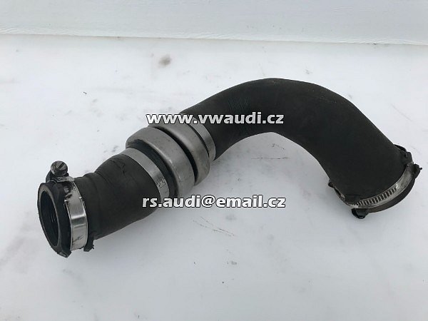 8E0 129 953 B BRD / BVA  Hadice potrubí intercooleru Audi A4 B7 2.0 TDI 