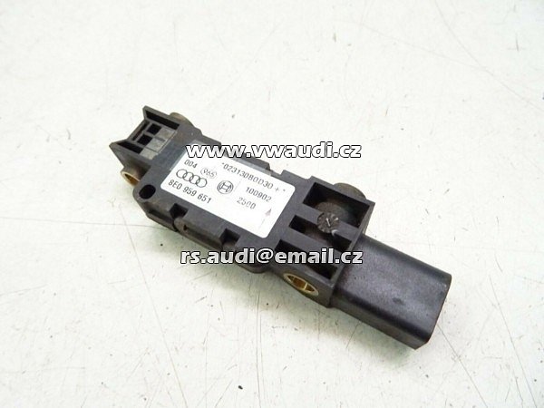 8E0 959 651, 8E0959651 čidlo nárazu boční Airbag SRS Crahsensor