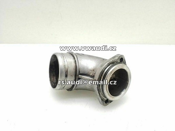 7H0 129 654 C Caravelle T5 Turbo sací potrubí / hadice  turbo  koleno hliník 