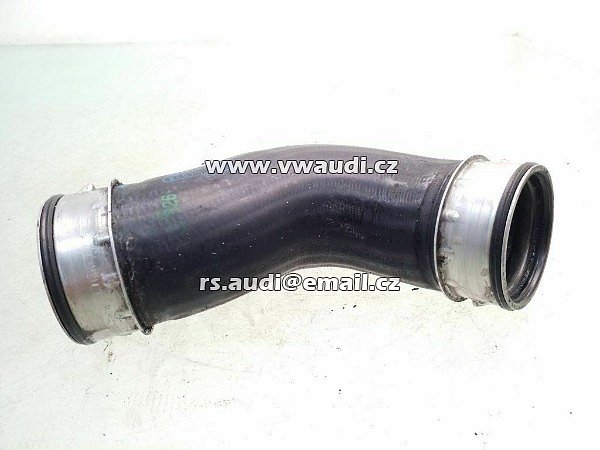 1K0 145 762 EE 2007 VW Passat B6 2,0 mezichladič trubka 