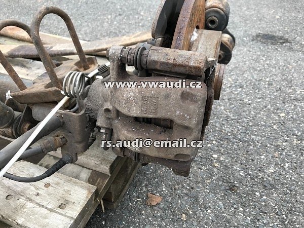 VW CADDY III 3 03-10 2K Ddržák brzdiče zadní náprava 2027/D 5038