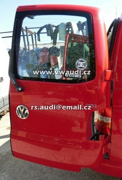 okno T5  VW Transporter T5 zadní dveře křídlové zadní se sklem 