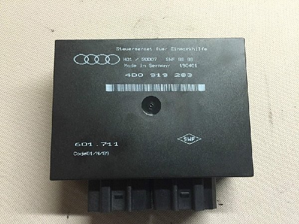 Řídící jednotka PDC AUDI A8 4D0