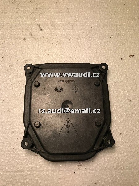 173 286 00 Audi VW Kryt zadní protiprachový krytka předního světlometu 