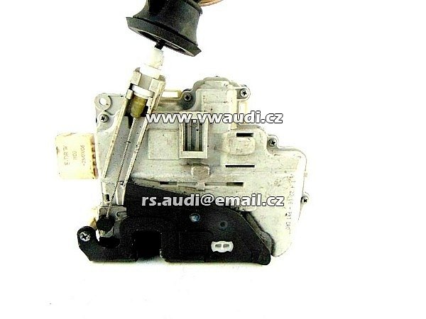 4F2 837 016 Zámek dveří přední pravý 4F2 837016 AUDI A3 8P 3dveř 2003 04 05 06 07 08 spolujezdec