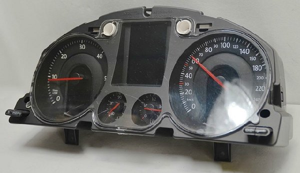 Tachometr  VW Passat 3C0 920 870Q