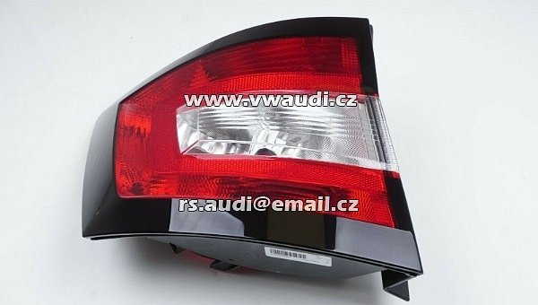 6V9 945 111  Fabia 3 III combi levé zadní světlo fabia 3 combi