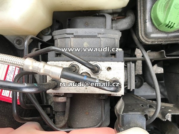 Řídicí jednotka ABS AUDI A4 B6 2004 05 06 0265225048 8E0 614 517 0265950011