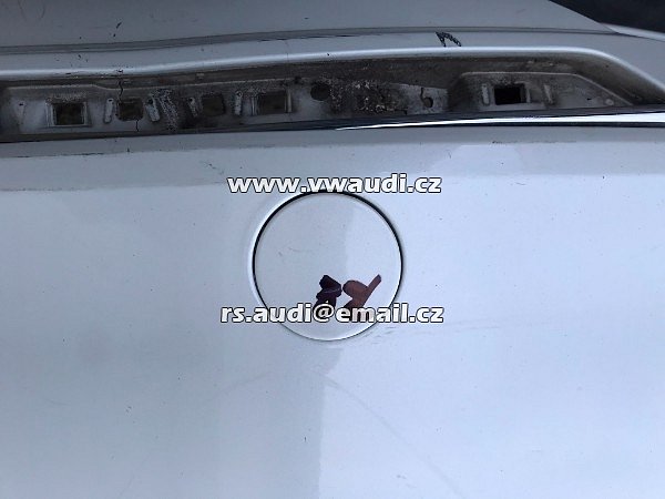 3G9 807 441 záslepka zadní nárazník zadní tažné oko Passat B8 2015 