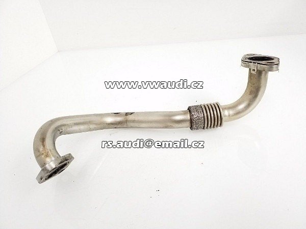 070 131 521 AA Transporter T5 2.5 TDI AXD potrubí výfukové potrubí recirkulace výfukových plynů 