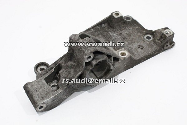 038 903 143 R VW Polo Mk4 9N 1.9 Fabia Alternátor  přídavný držák 