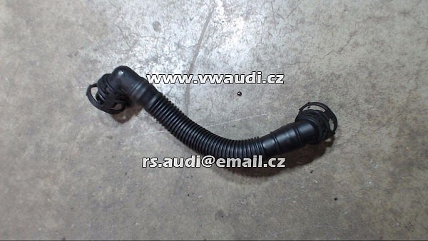 03L 103 493 A Hadice vzduchového filtru  VW Passat Variant 2.0 TDI